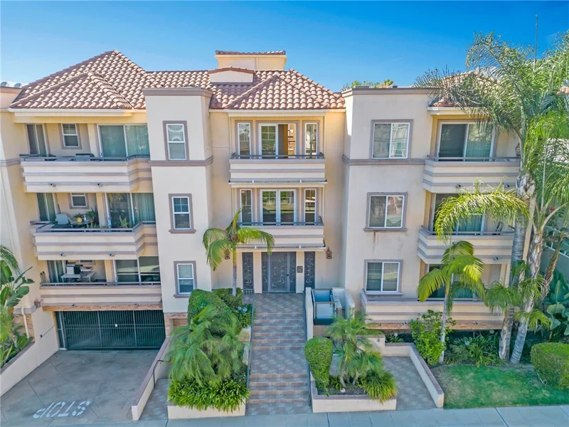 549 E Palm Avenue 303, Burbank, CA 91501