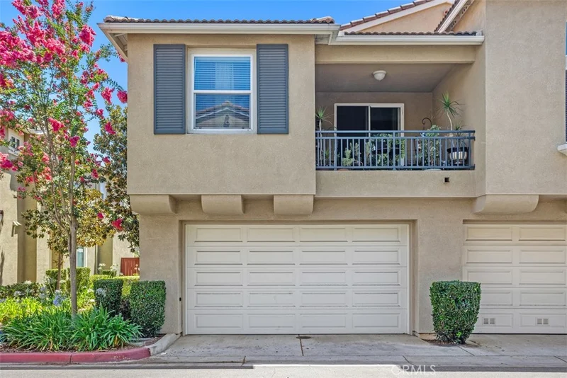27477 Hazelhurst Street 3, Murrieta, CA 92562