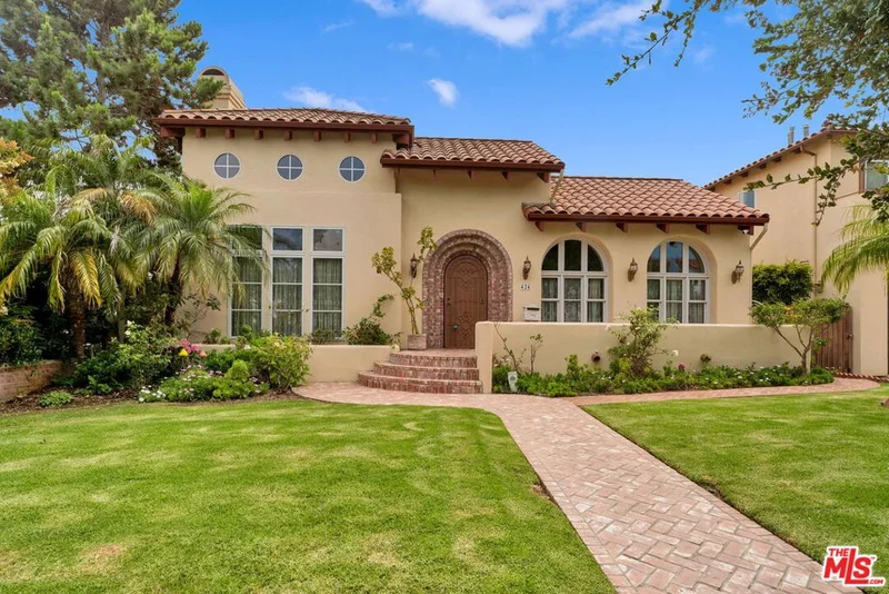 424 10th Street, Santa Monica, CA 90402