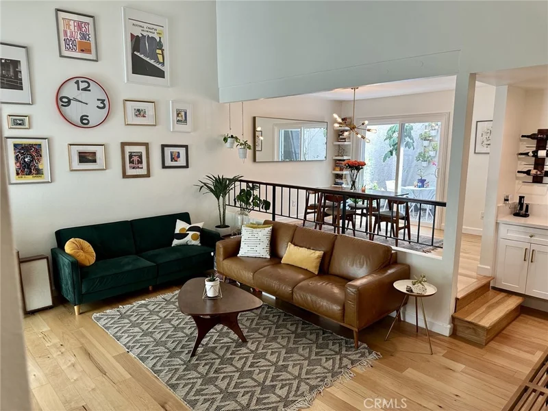 11738 Moorpark Street L, Studio City, CA 91604