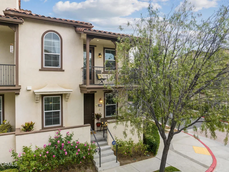 910 N Purple Sage Drive F, Azusa, CA 91702
