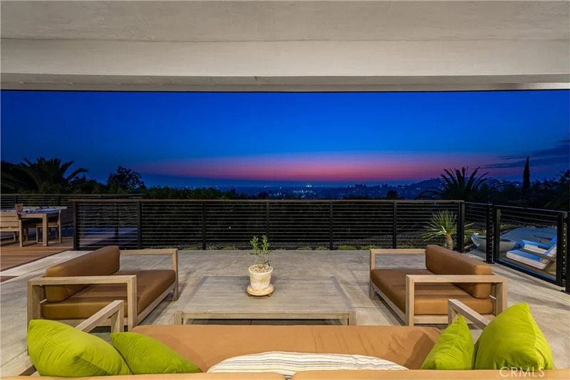 11325 La Vereda Drive, North Tustin, CA 92705