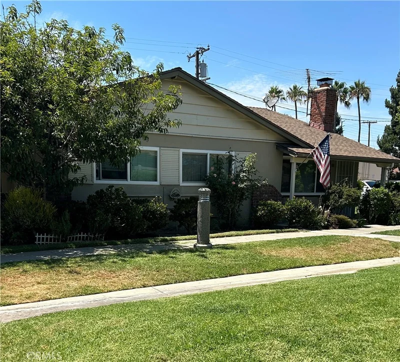 2295 N Tustin Street 88, Orange, CA 92865
