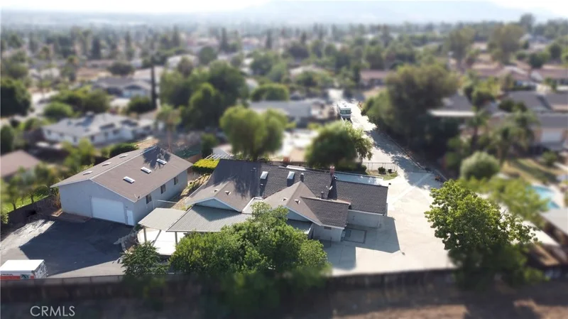 11694 Ivy Lane, Moreno Valley, CA 92557