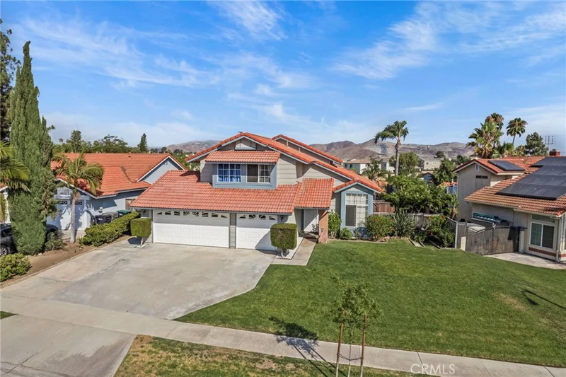 515 Ventura Avenue, Corona, CA 92879