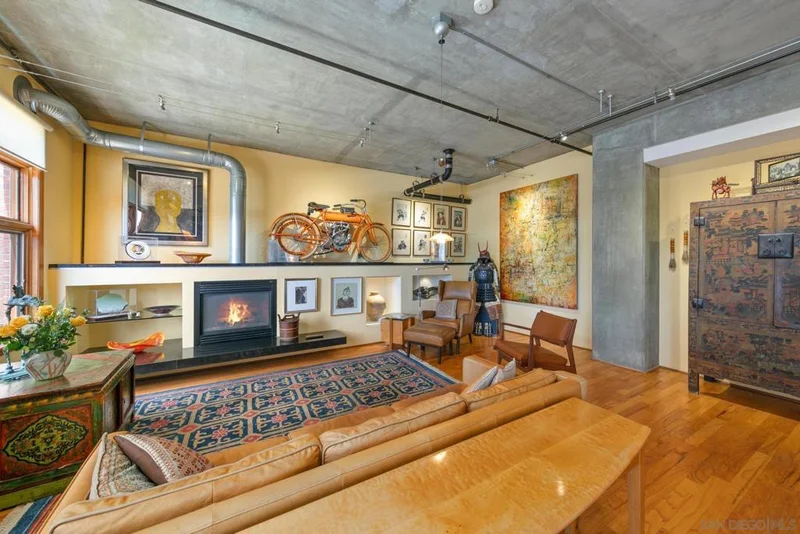 877 Island 508, San Diego, CA 92101