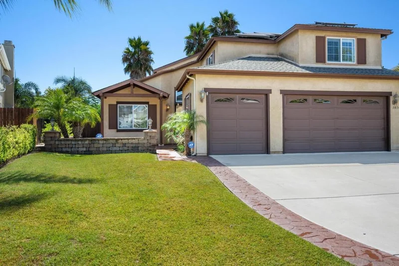 1030 Princess Kyra Place, Escondido, CA 92029