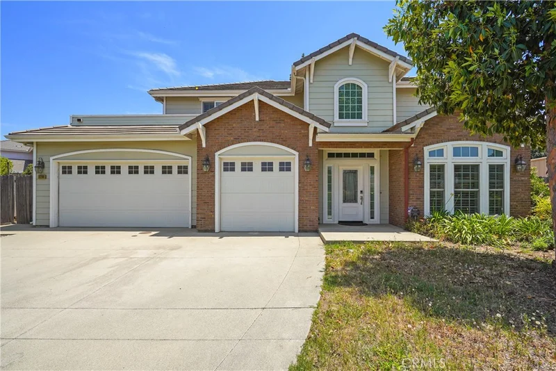 11289 Deer Creek Avenue, Montclair, CA 91763