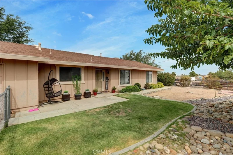 11454 10th Avenue, Hesperia, CA 92345