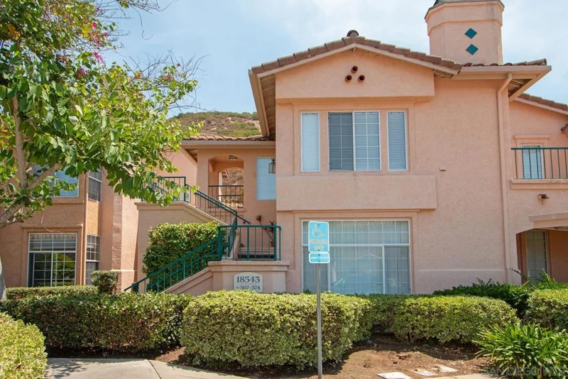 18543 Camininto Pasadero 374, San Diego, CA 92128