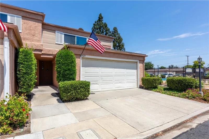 1123 N Dresden Street 15, Anaheim, CA 92801