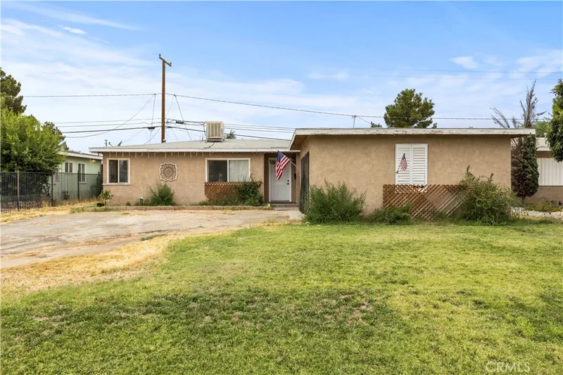 45329 Gadsden Avenue, Lancaster, CA 93534