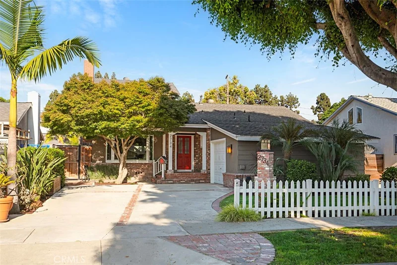 2734 Petaluma Ave, Long Beach, CA 90815