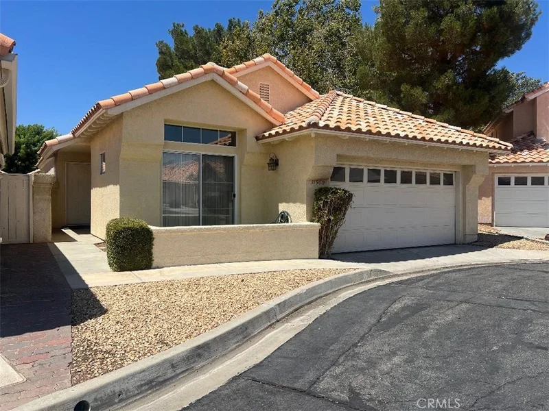 11560 Francisco Place, Apple Valley, CA 92308
