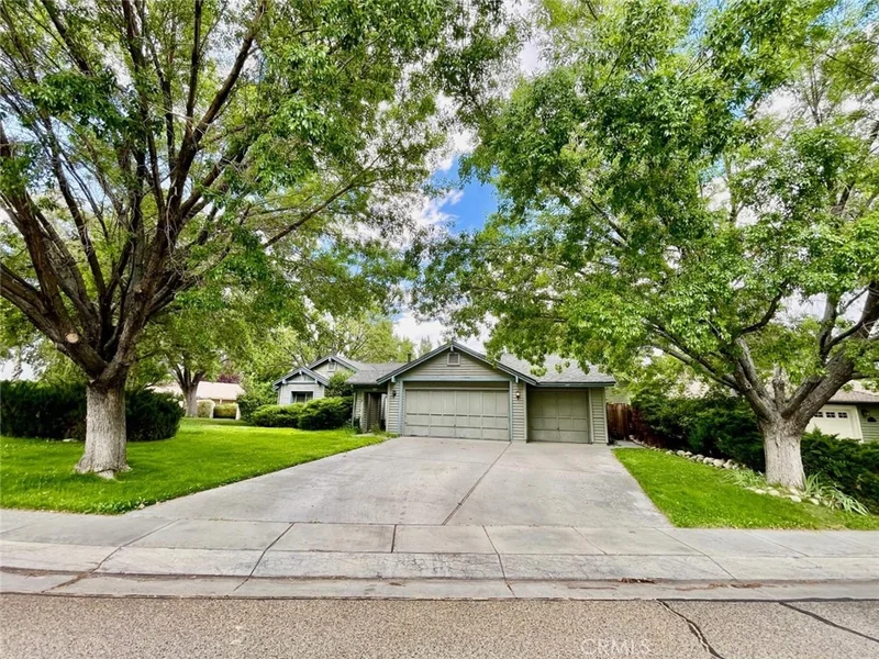 2381 Navajo Circle