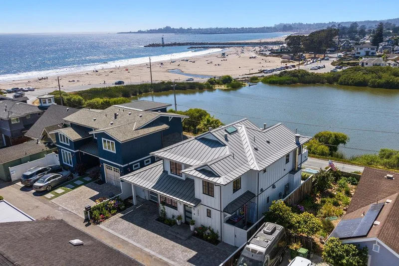 2992 E Cliff Drive, Santa Cruz, CA 95062