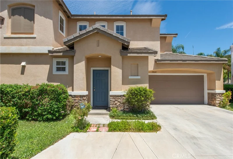 18601 Eos Lane, Canyon Country, CA 91351