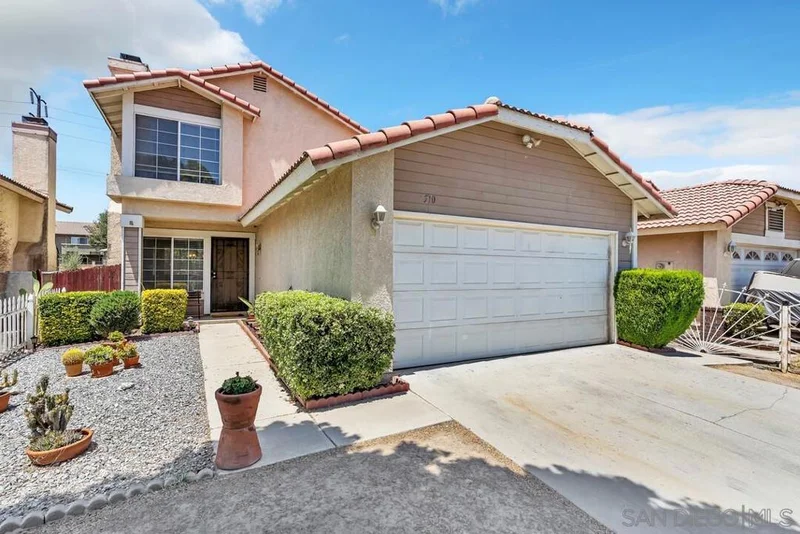 510 Hacienda Avenue, Perris, CA 92571