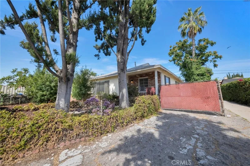 5083 Nestle Avenue, Tarzana, CA 91356