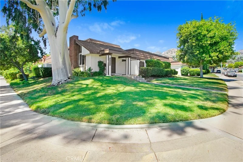 10141 Valley Circle Boulevard 7, Chatsworth, CA 91311