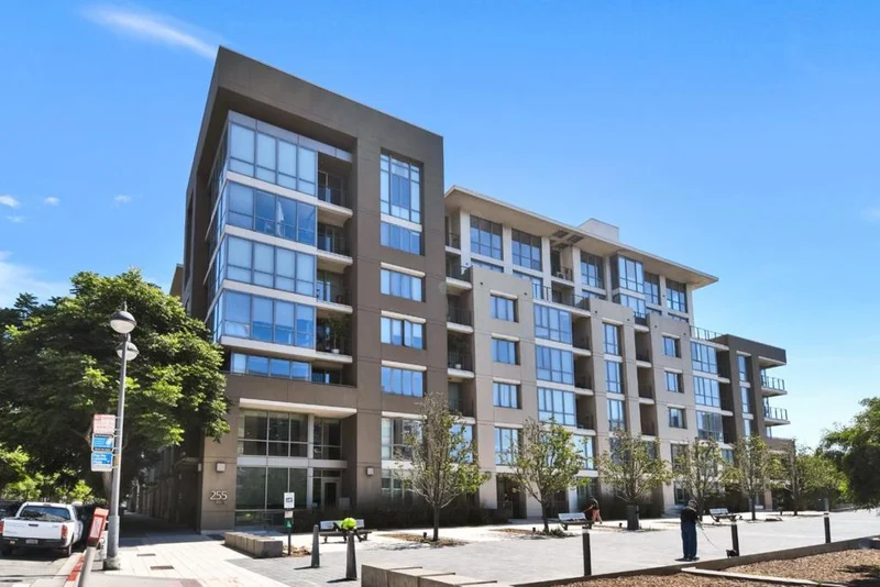 255 Berry Street 414, San Francisco, CA 94158