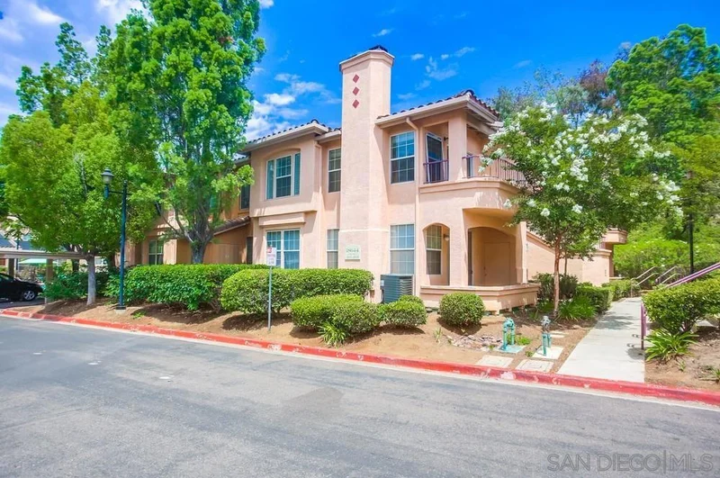 18644 Caminito Cantilena 267, San Diego, CA 92128