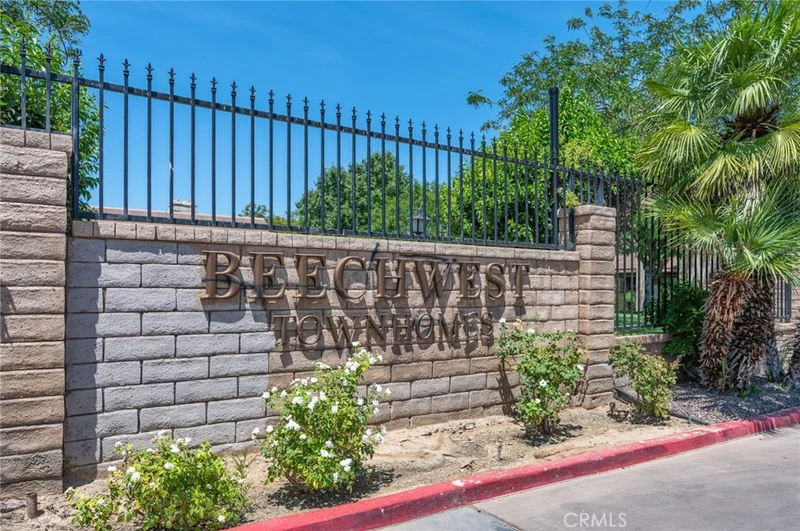 425 W Avenue J5 35, Lancaster, CA 93534