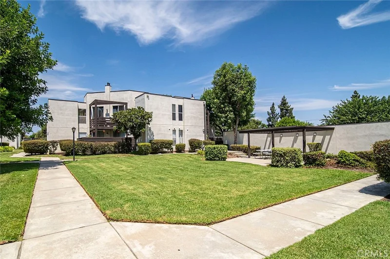 1150 W Phillips Street Ap120, Ontario, CA 91762