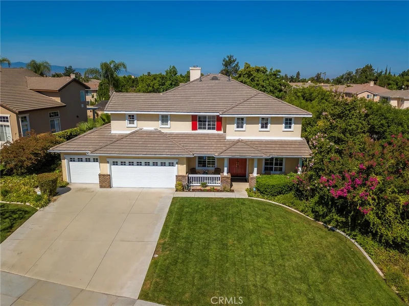6321 Rhodes Lane, Riverside, CA 92506