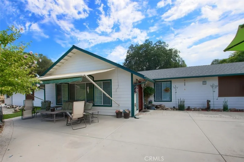 43381 Running Deer Drive, Coarsegold, CA 93614