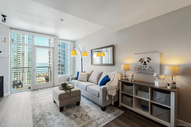 1240 India St. 1707, San Diego, CA 92101