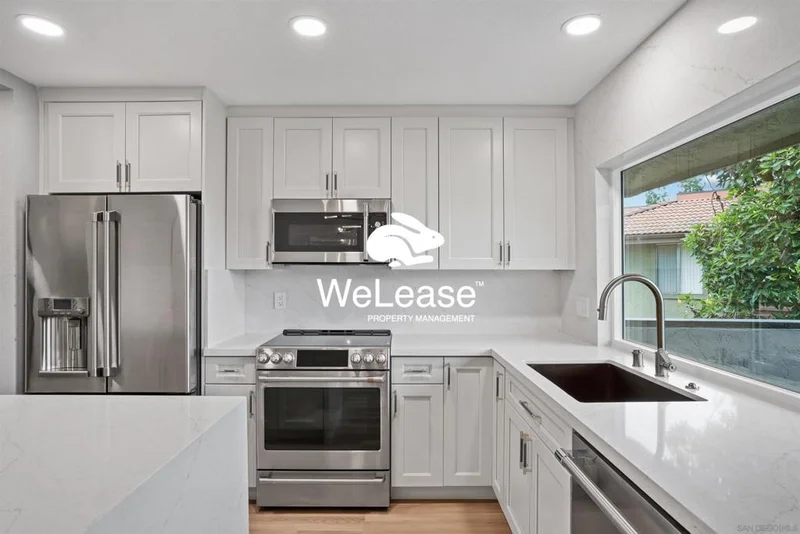 615 Fredricks Ave 100, Oceanside, CA 92058