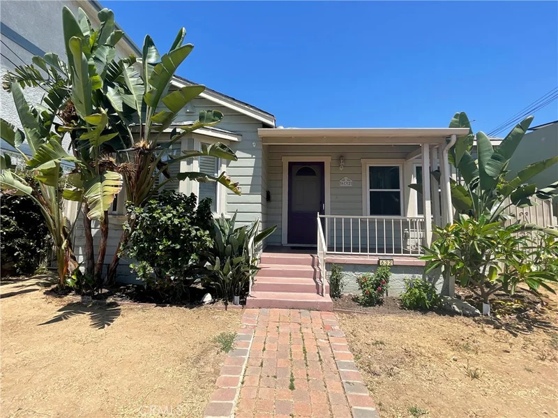632 W 8th Street, San Pedro, CA 90731