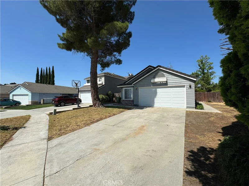 2745 Tumbleweed Avenue, Simi Valley, CA 93065