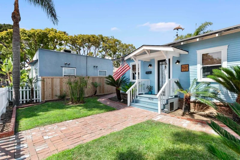 420 N Nevada Street, Oceanside, CA 92054