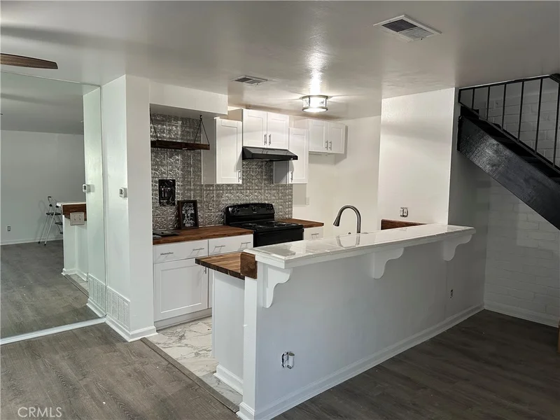 8842 Mission Vega Court 2, Santee, CA 92071