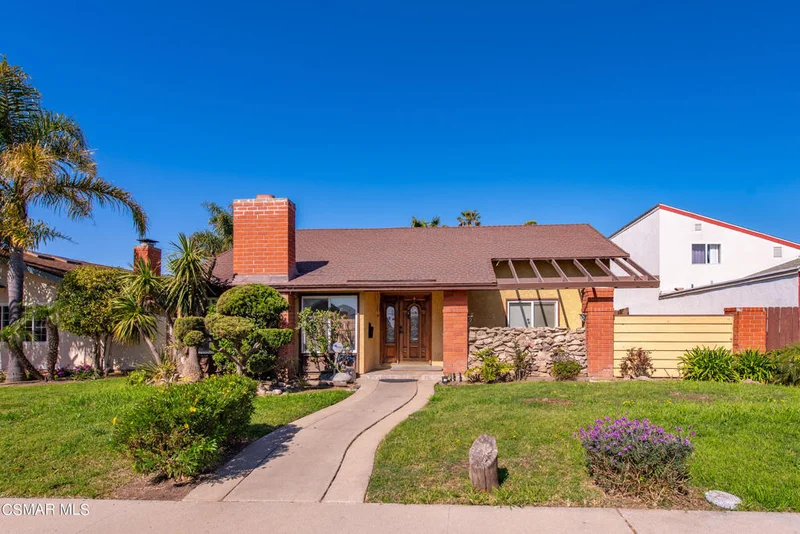 1245 Camelot Way Way, Oxnard, CA 93030