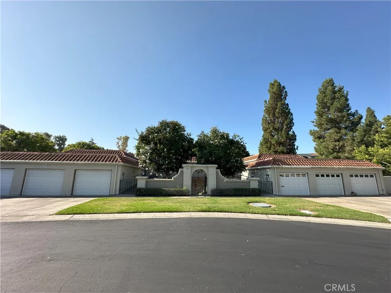 5498 E Paseo Del Lago E P, Laguna Woods, CA 92637