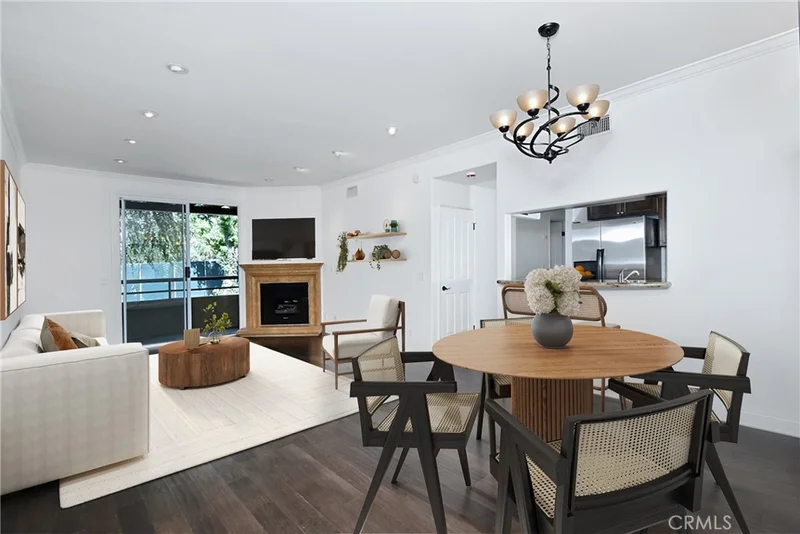 4128 Whitsett Avenue 105, Studio City, CA 91604