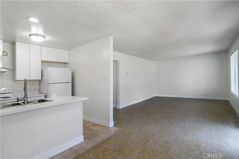 5530 Ackerfield Avenue 402, Long Beach, CA 90805