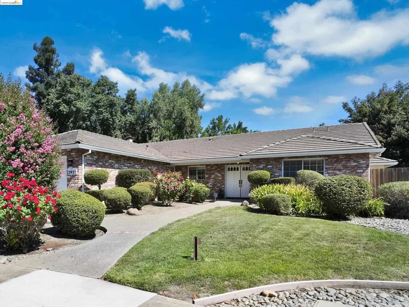 2933 White Sand Ct, Stockton, CA 95219