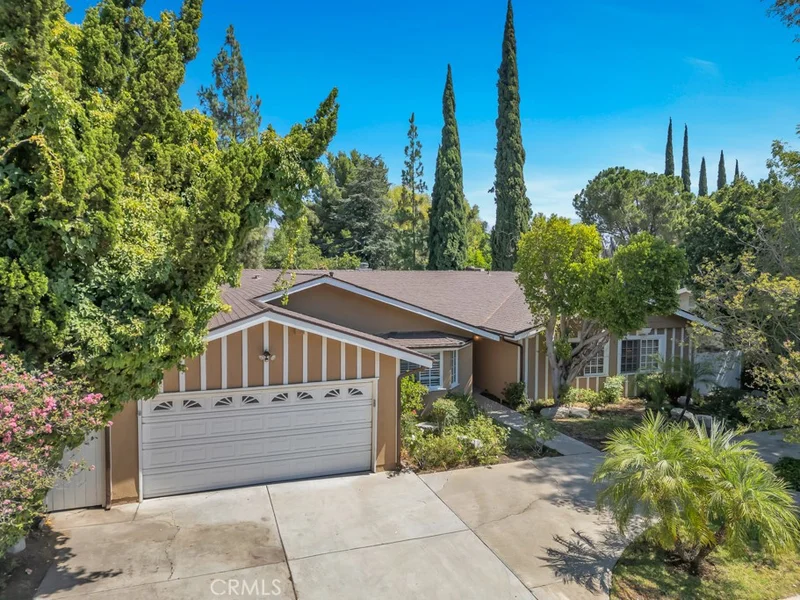 19021 Olympia Street, Northridge, CA 91326
