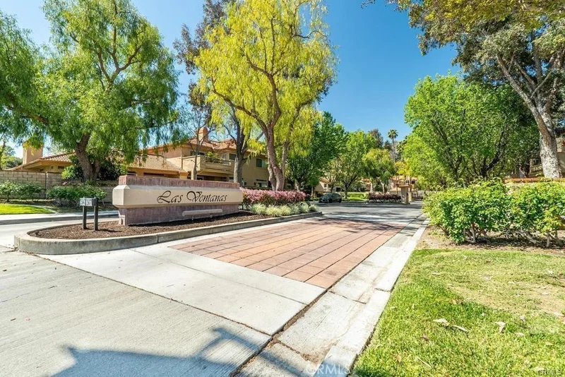 25841 Mcbean 6, Valencia, CA 91355