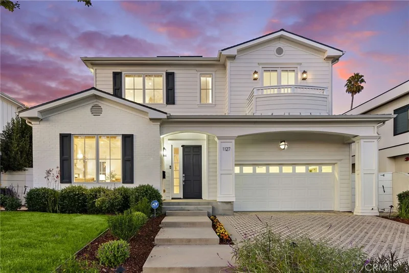 1127 Berkeley Street, Santa Monica, CA 90403