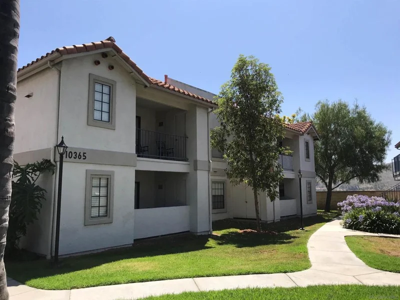 10365 Azuaga St 171, San Diego, CA 92129