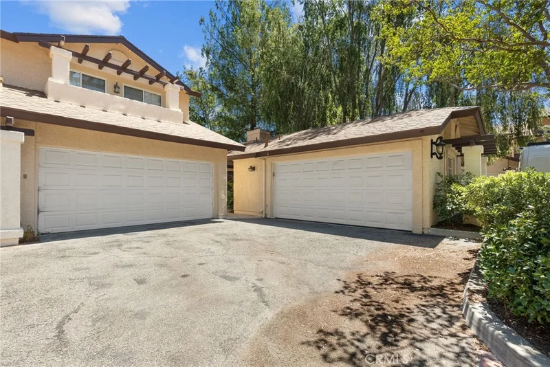 22810 Banyan Place 4, Saugus, CA 91390