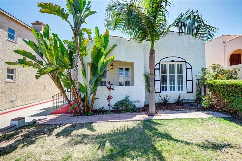 1035 W 10th Street, San Pedro, CA 90731