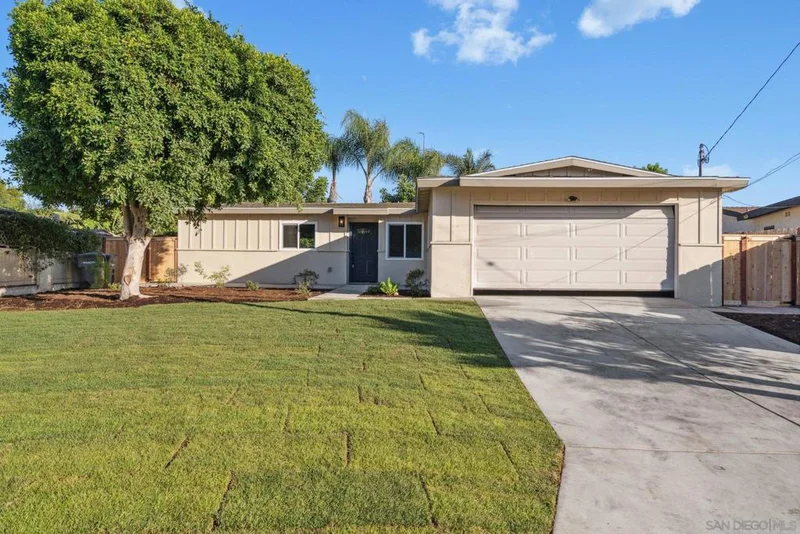 9115 Cambon St, Spring Valley, CA 91977