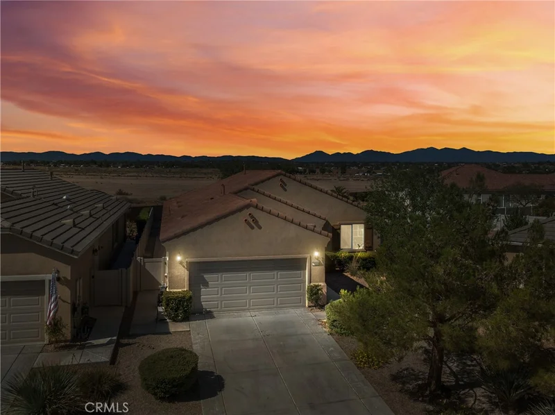 10006 Peachtree Road, Apple Valley, CA 92308