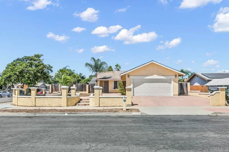 102 Warner Street, Oceanside, CA 92058